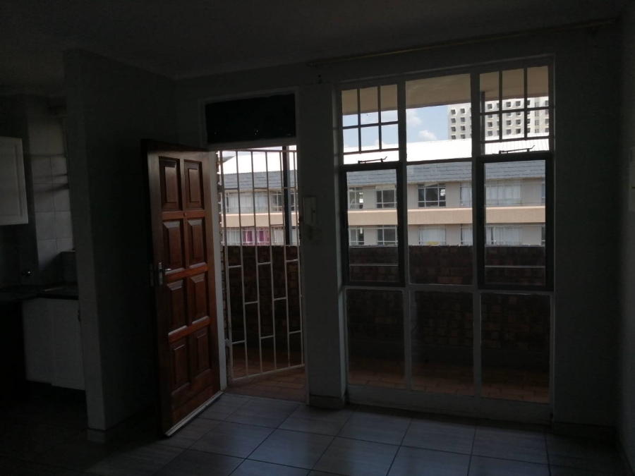 1 Bedroom Property for Sale in Hatfield Gauteng