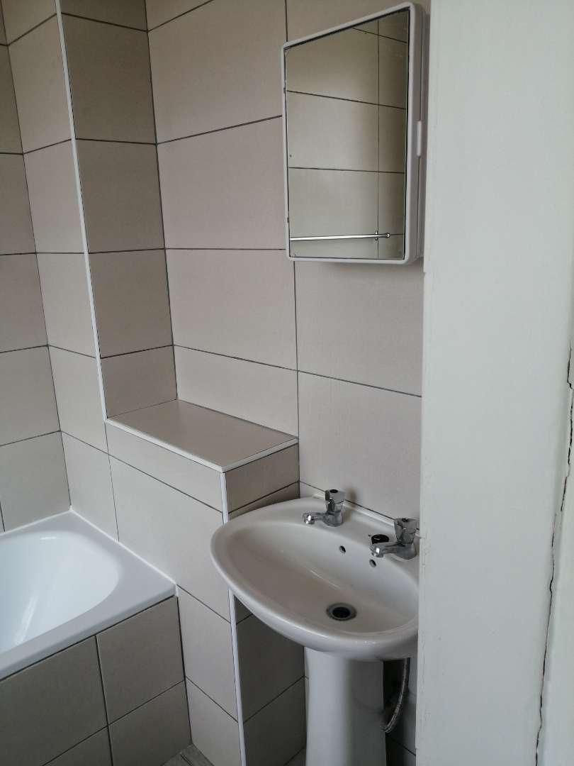 1 Bedroom Property for Sale in Hatfield Gauteng
