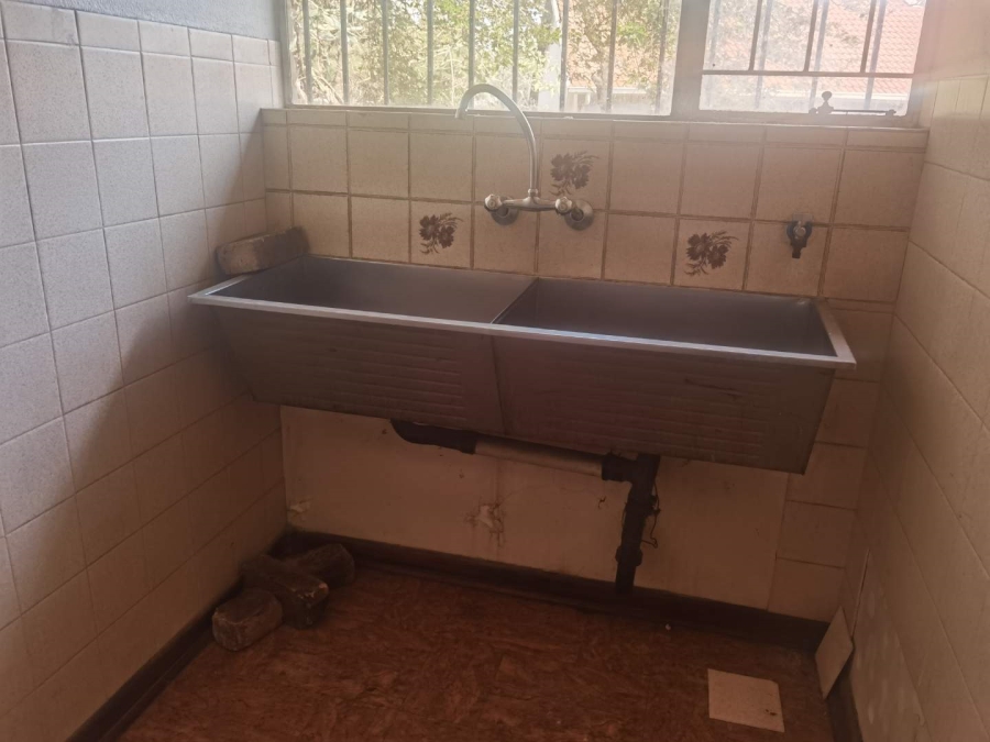 4 Bedroom Property for Sale in Esther Park Gauteng