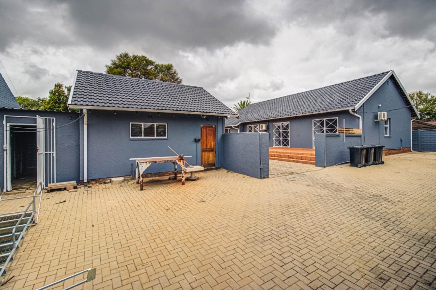 Commercial Property for Sale in Nimrod Park Gauteng