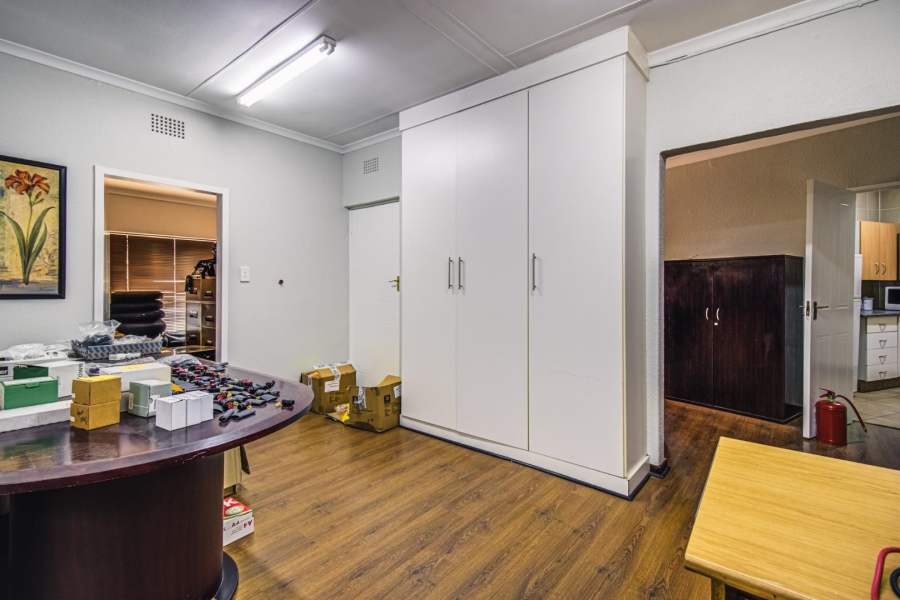 Commercial Property for Sale in Nimrod Park Gauteng