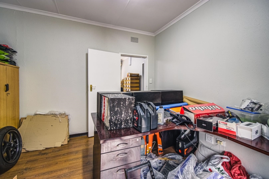 Commercial Property for Sale in Nimrod Park Gauteng