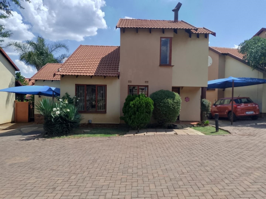3 Bedroom Property for Sale in Liefde en Vrede Gauteng