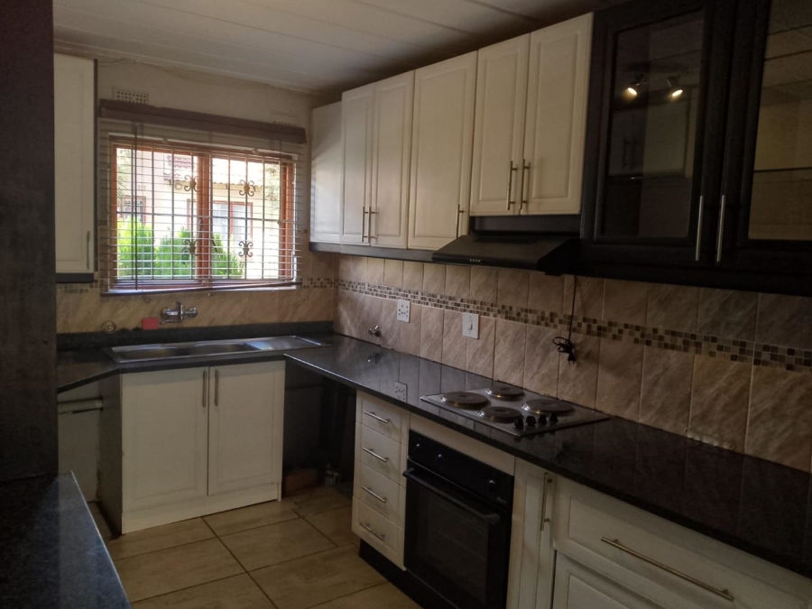 3 Bedroom Property for Sale in Liefde en Vrede Gauteng