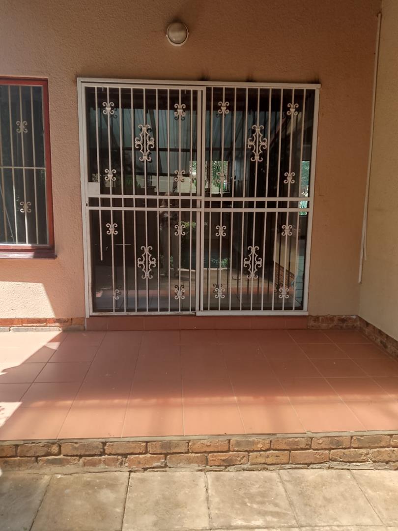3 Bedroom Property for Sale in Liefde en Vrede Gauteng