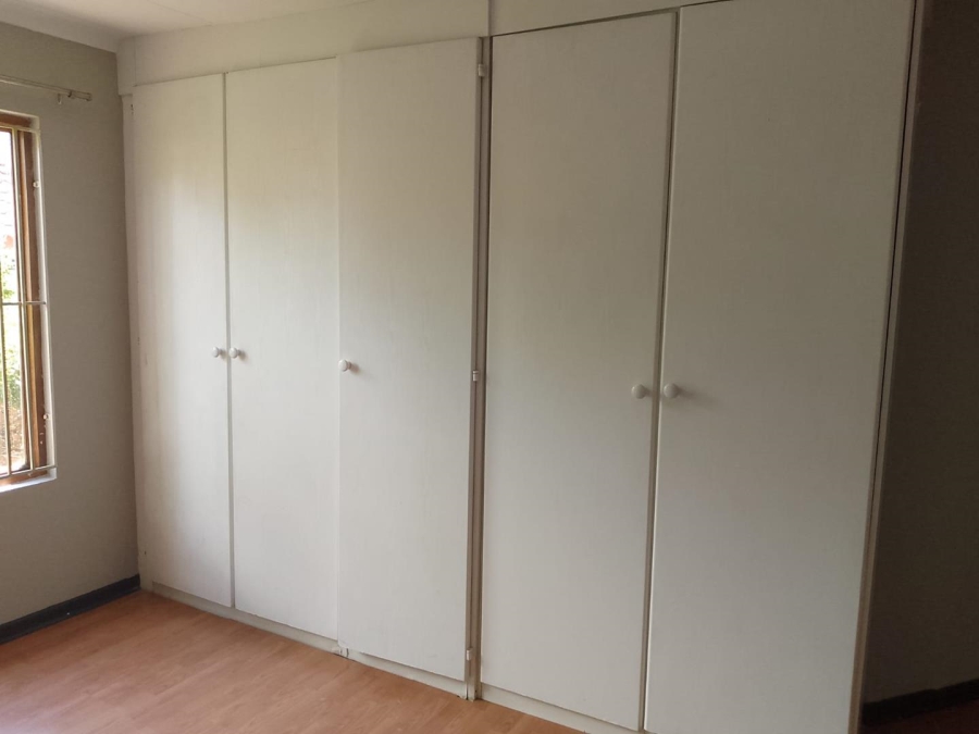 3 Bedroom Property for Sale in Liefde en Vrede Gauteng