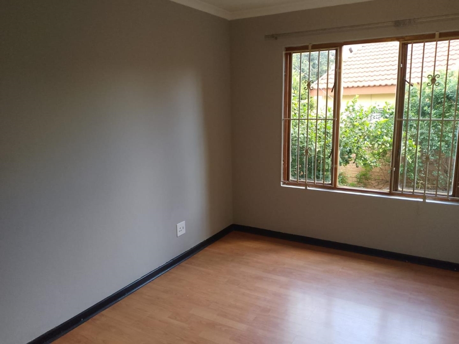 3 Bedroom Property for Sale in Liefde en Vrede Gauteng