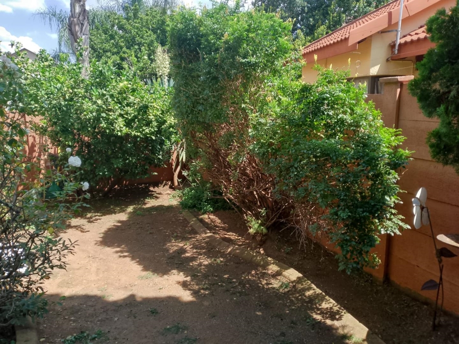 3 Bedroom Property for Sale in Liefde en Vrede Gauteng