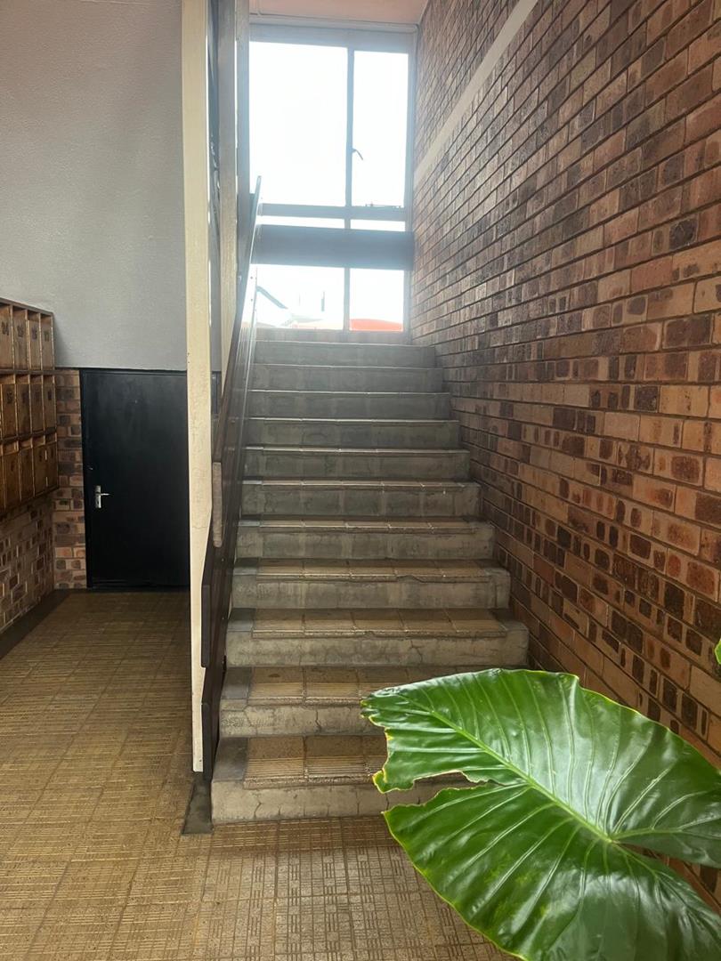 2 Bedroom Property for Sale in Gosforth Park Gauteng