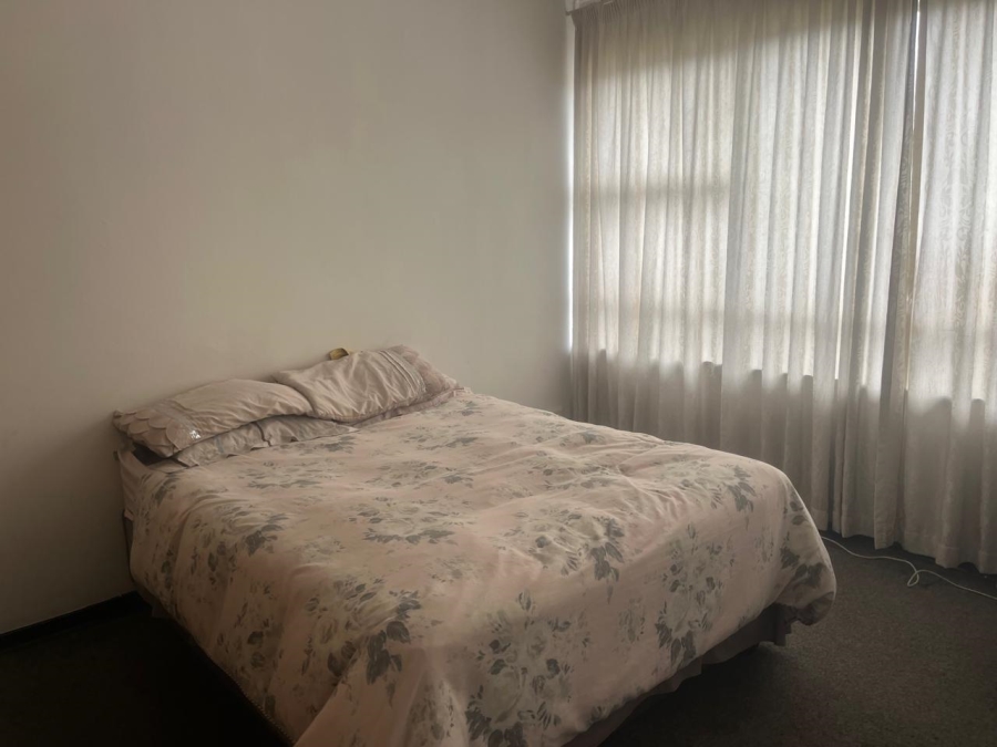 2 Bedroom Property for Sale in Gosforth Park Gauteng