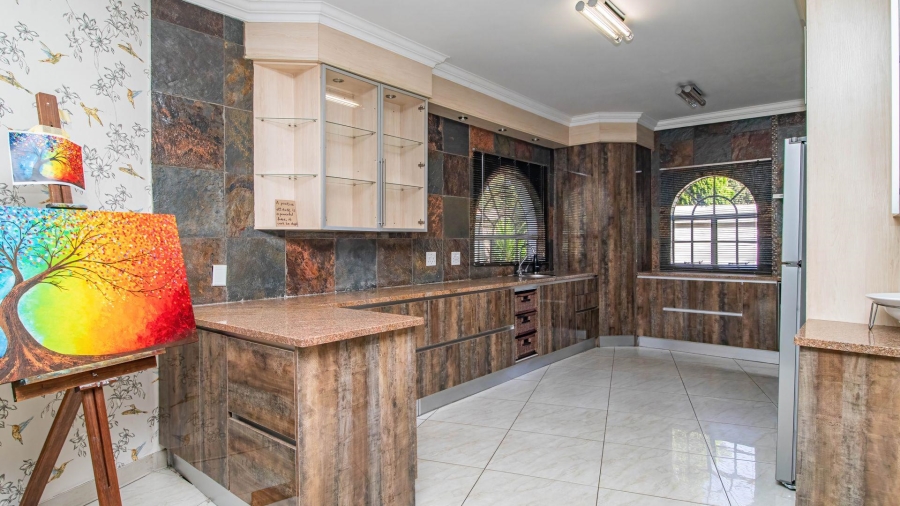 3 Bedroom Property for Sale in La Como Lifestyle Estate Gauteng