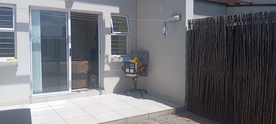 2 Bedroom Property for Sale in Mayberry Park Gauteng