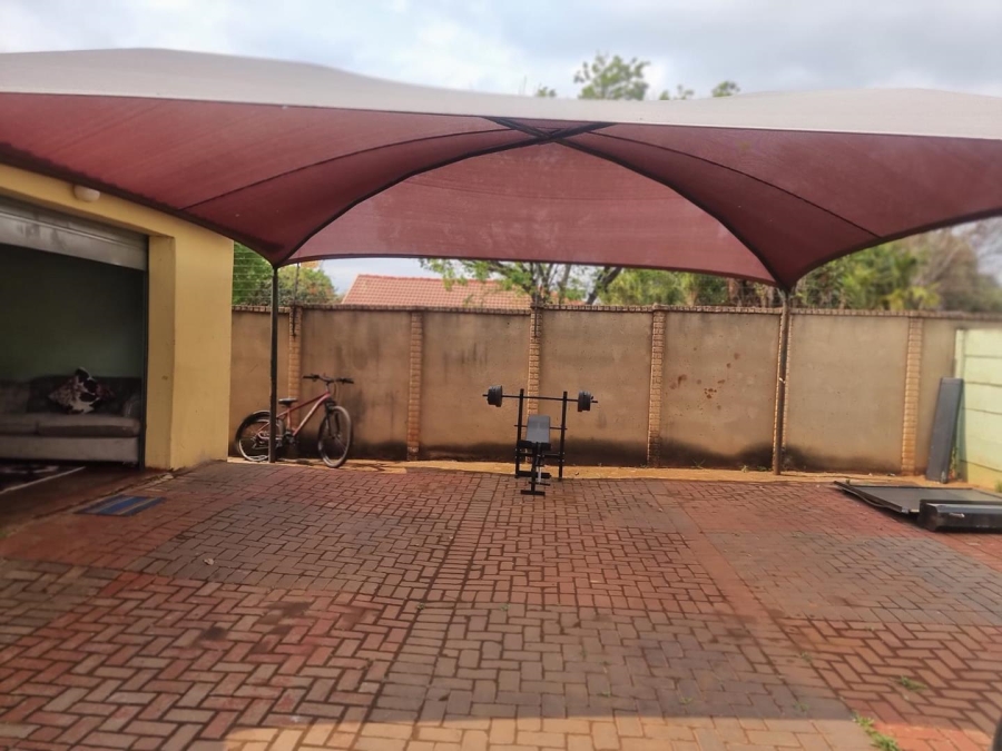 3 Bedroom Property for Sale in The Orchards Gauteng