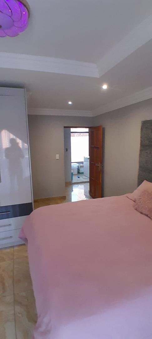 5 Bedroom Property for Sale in Soshanguve M Gauteng