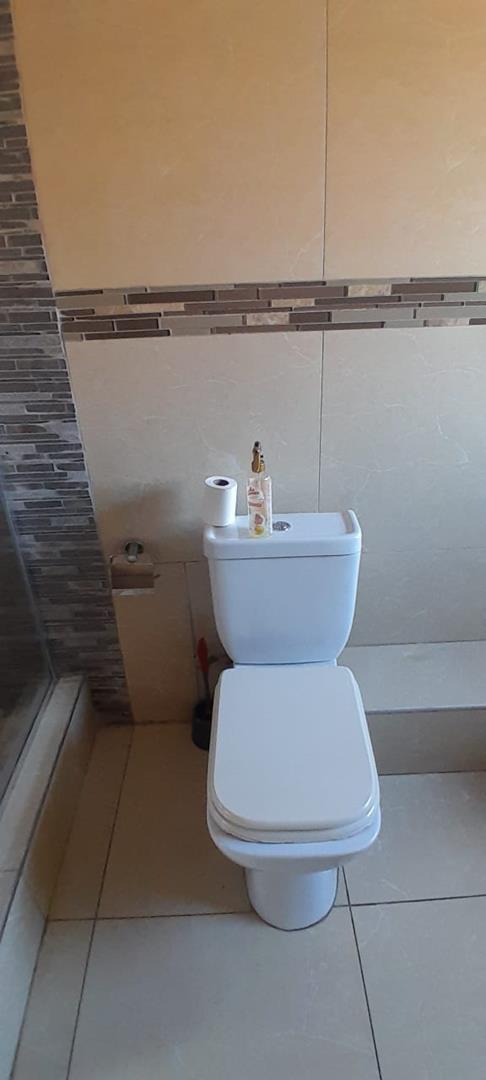 5 Bedroom Property for Sale in Soshanguve M Gauteng