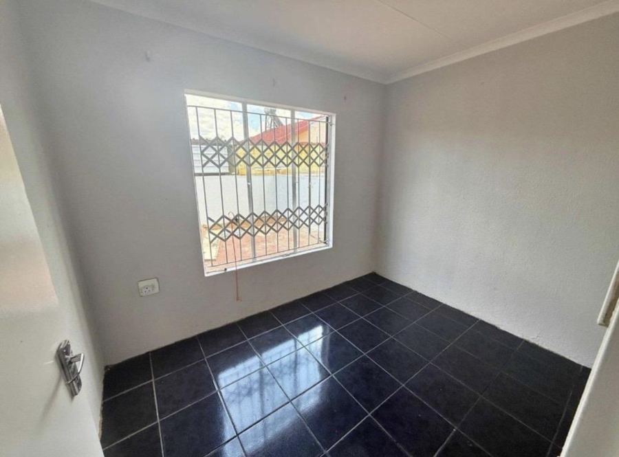 3 Bedroom Property for Sale in Soshanguve VV Gauteng