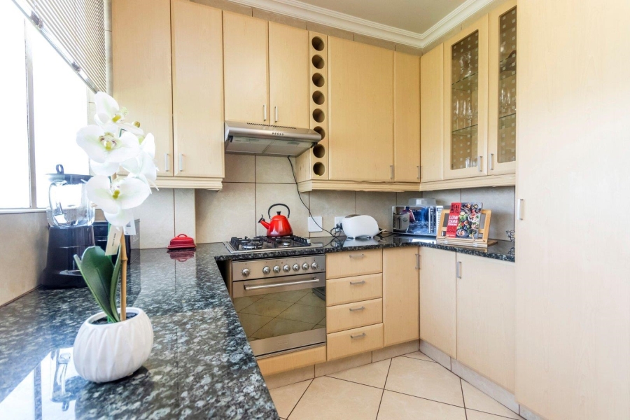 2 Bedroom Property for Sale in Atholl Gauteng