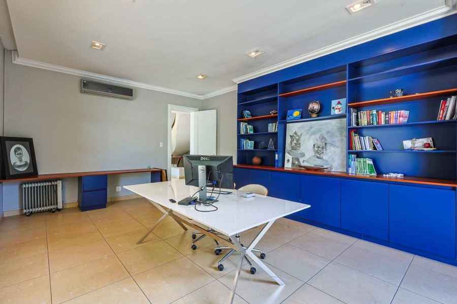 5 Bedroom Property for Sale in Waterkloof Gauteng