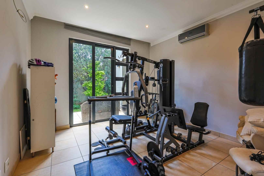 5 Bedroom Property for Sale in Waterkloof Gauteng