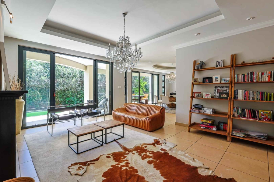 5 Bedroom Property for Sale in Waterkloof Gauteng