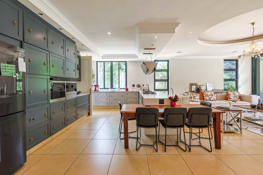 5 Bedroom Property for Sale in Waterkloof Gauteng