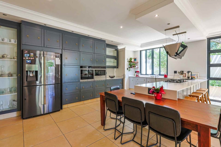 5 Bedroom Property for Sale in Waterkloof Gauteng