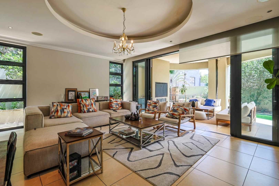 5 Bedroom Property for Sale in Waterkloof Gauteng