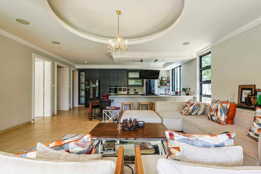 5 Bedroom Property for Sale in Waterkloof Gauteng