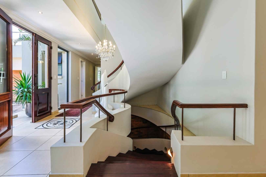 5 Bedroom Property for Sale in Waterkloof Gauteng