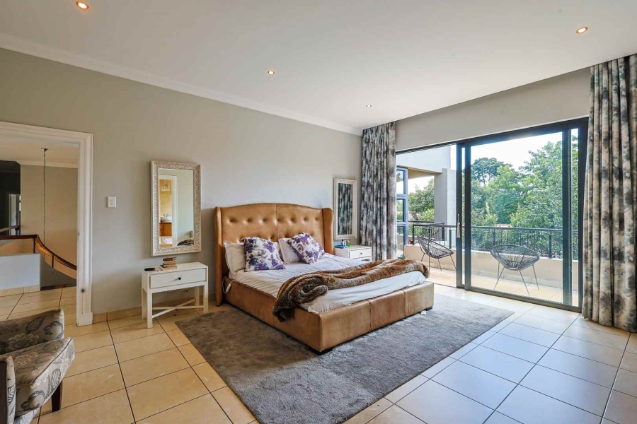 5 Bedroom Property for Sale in Waterkloof Gauteng