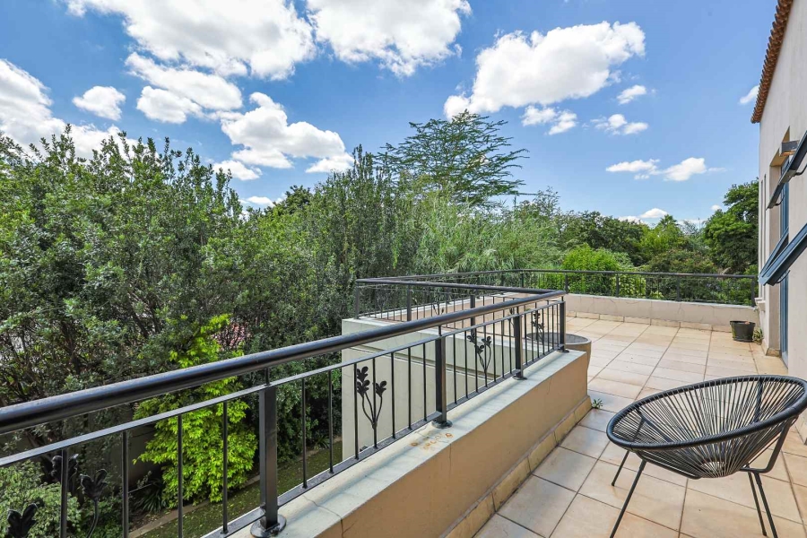 5 Bedroom Property for Sale in Waterkloof Gauteng