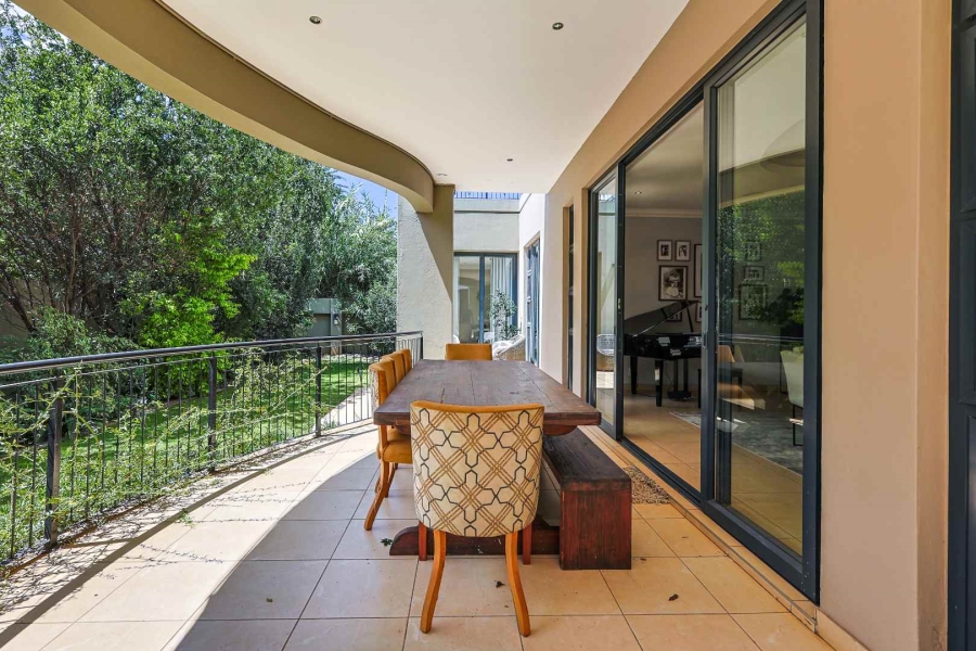 5 Bedroom Property for Sale in Waterkloof Gauteng