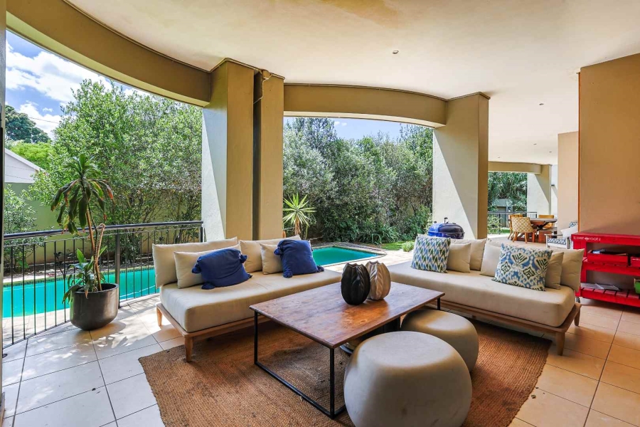 5 Bedroom Property for Sale in Waterkloof Gauteng