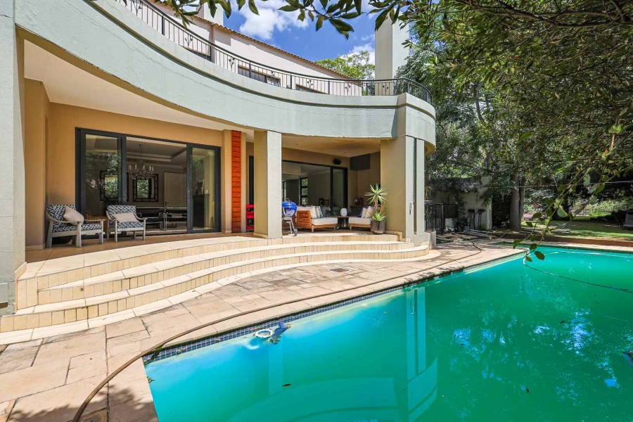 5 Bedroom Property for Sale in Waterkloof Gauteng