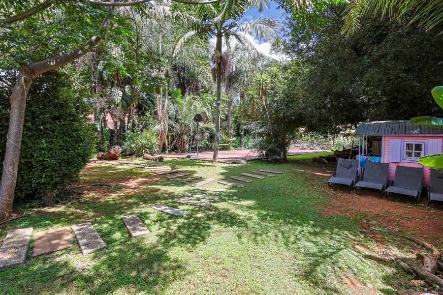 5 Bedroom Property for Sale in Waterkloof Gauteng