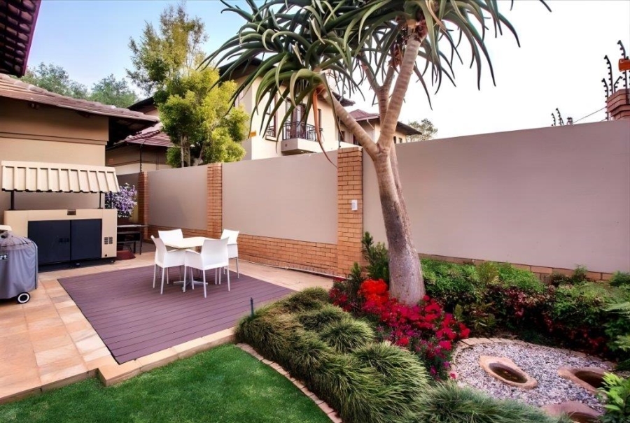 3 Bedroom Property for Sale in Waterkloof Ridge Gauteng