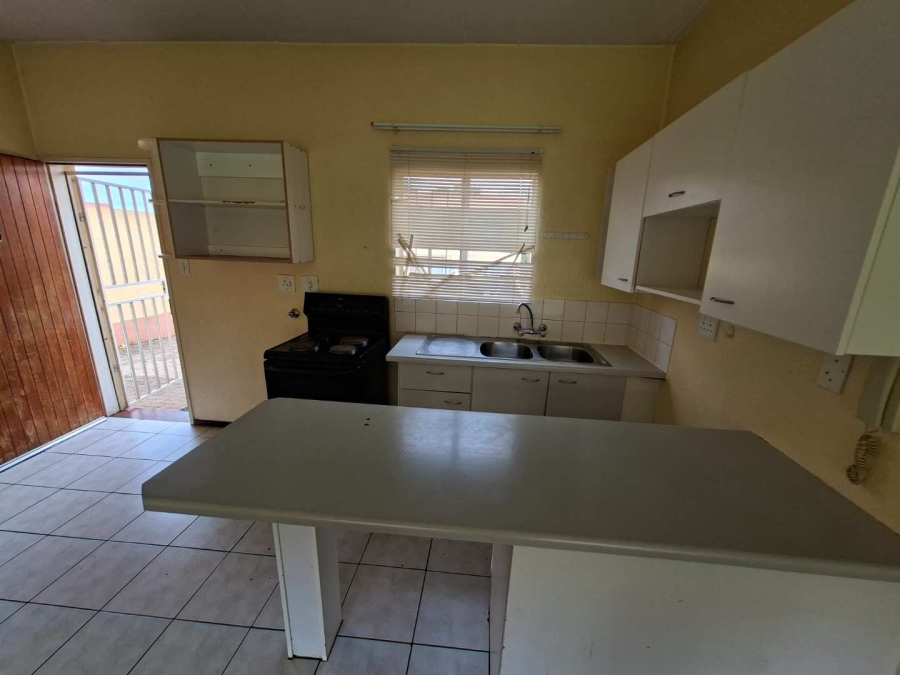 To Let 2 Bedroom Property for Rent in Roodepoort Gauteng