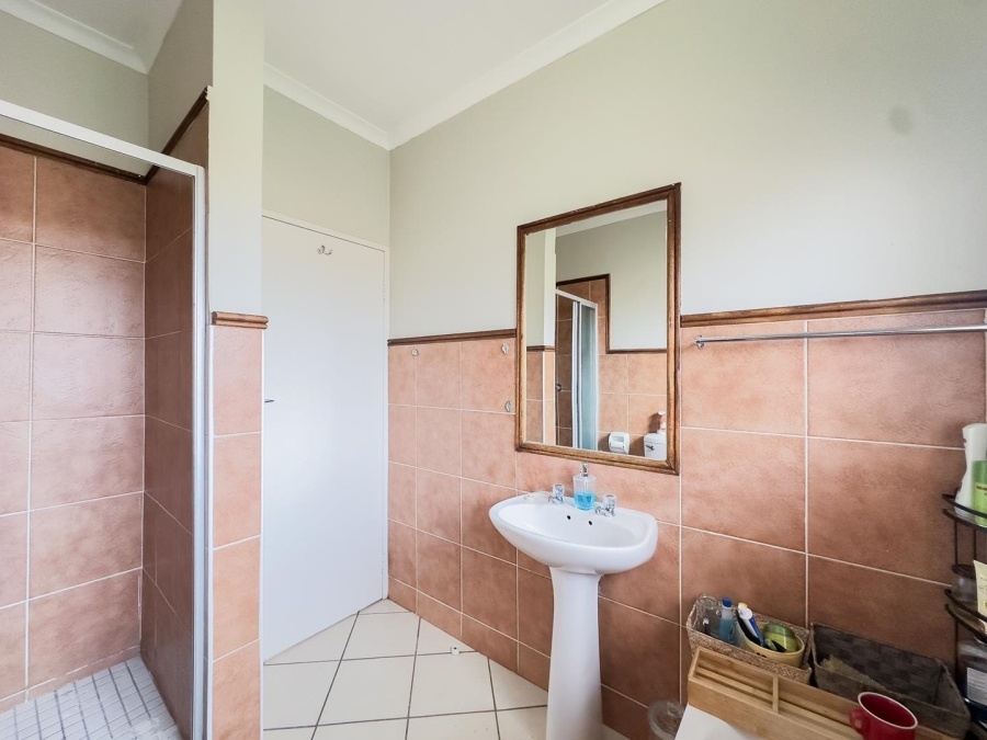 To Let 2 Bedroom Property for Rent in Equestria Gauteng