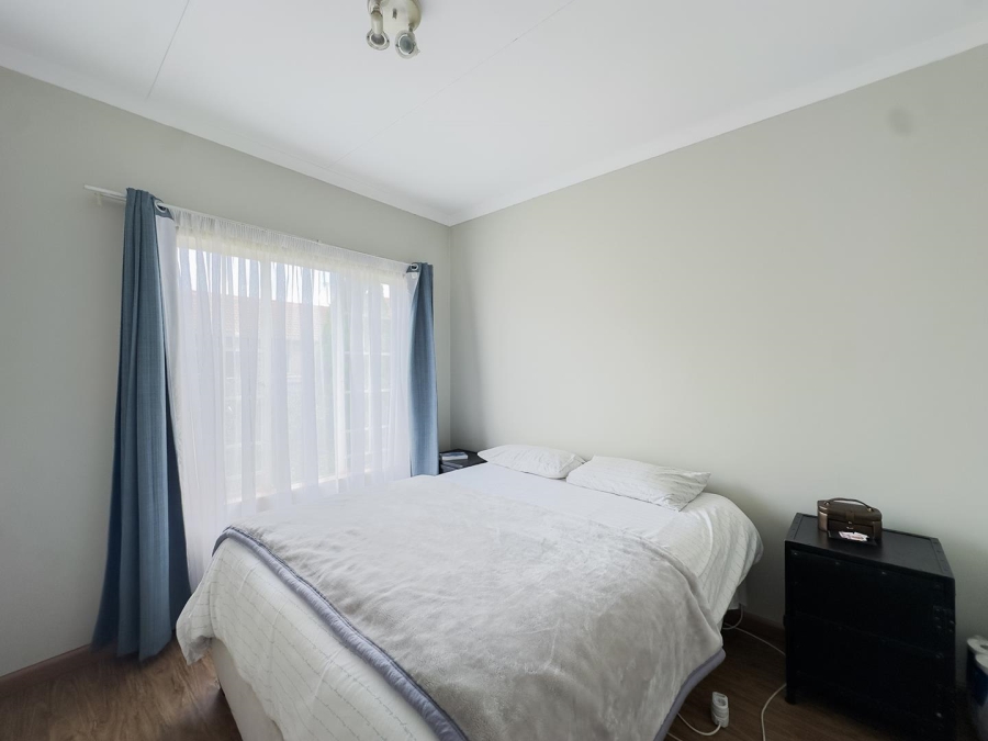 To Let 2 Bedroom Property for Rent in Equestria Gauteng