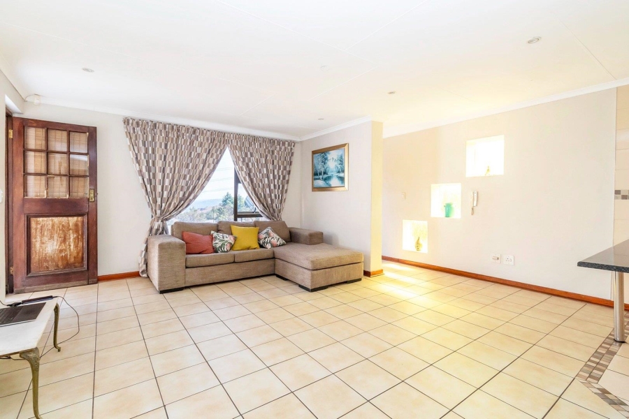 3 Bedroom Property for Sale in Kloofendal Gauteng