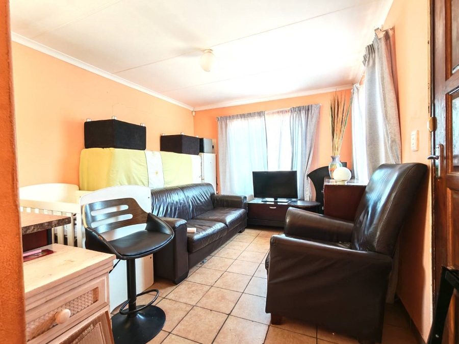 9 Bedroom Property for Sale in Cosmo City Gauteng