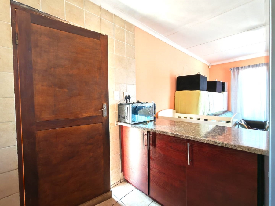 9 Bedroom Property for Sale in Cosmo City Gauteng