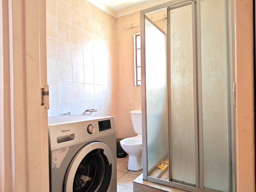 9 Bedroom Property for Sale in Cosmo City Gauteng