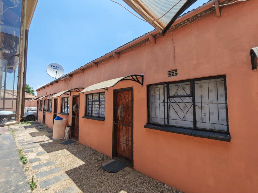 9 Bedroom Property for Sale in Cosmo City Gauteng