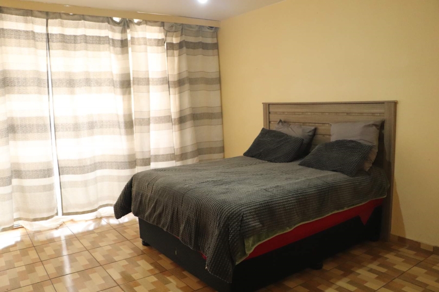 2 Bedroom Property for Sale in Florida Gauteng