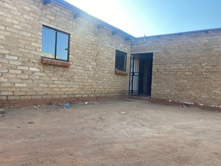 9 Bedroom Property for Sale in Soshanguve R Gauteng