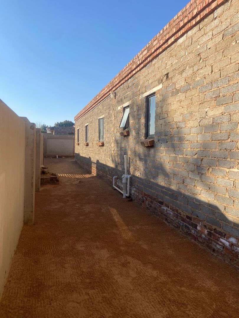 9 Bedroom Property for Sale in Soshanguve R Gauteng
