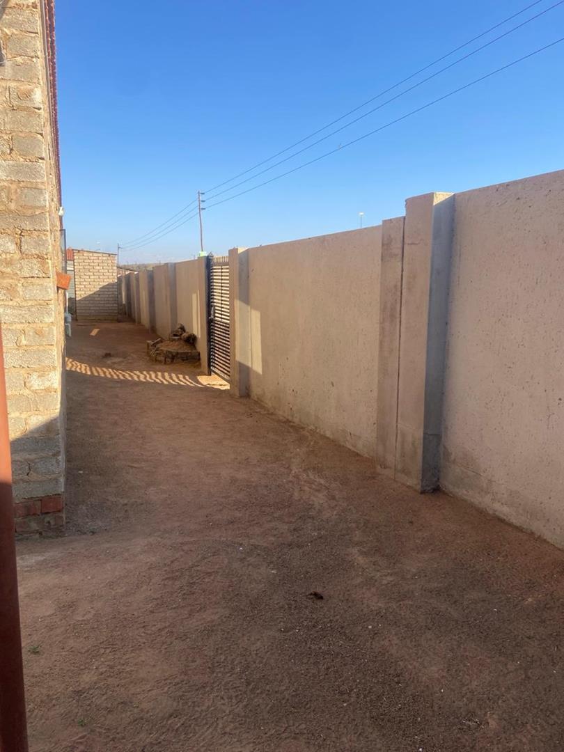 9 Bedroom Property for Sale in Soshanguve R Gauteng