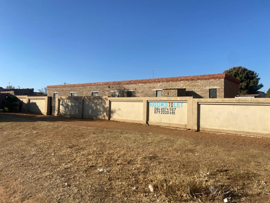 9 Bedroom Property for Sale in Soshanguve R Gauteng