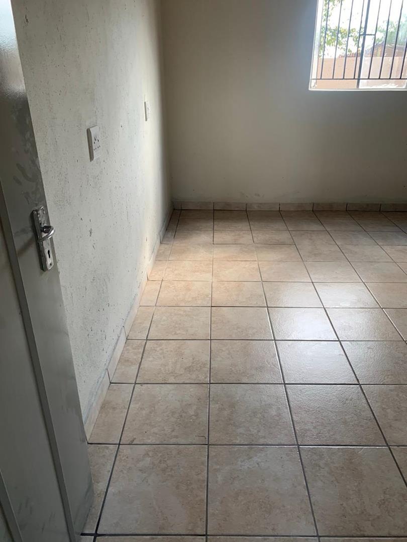 9 Bedroom Property for Sale in Soshanguve R Gauteng